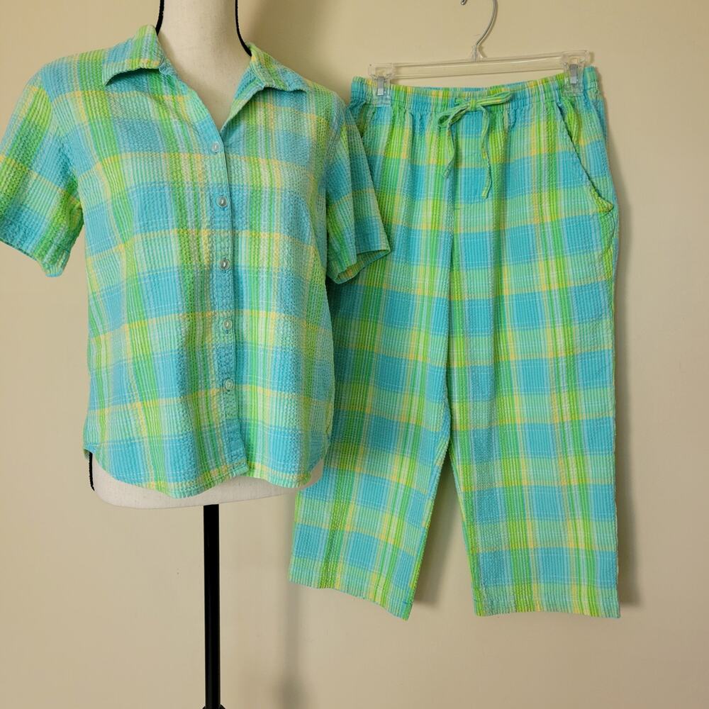 EUC Erica M Super Cute Seersucker Blouse & Capri/Cropped Pants Set